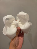 Simple. Solid. Stress-free. BASIC WHITE 5" BOW on Clip